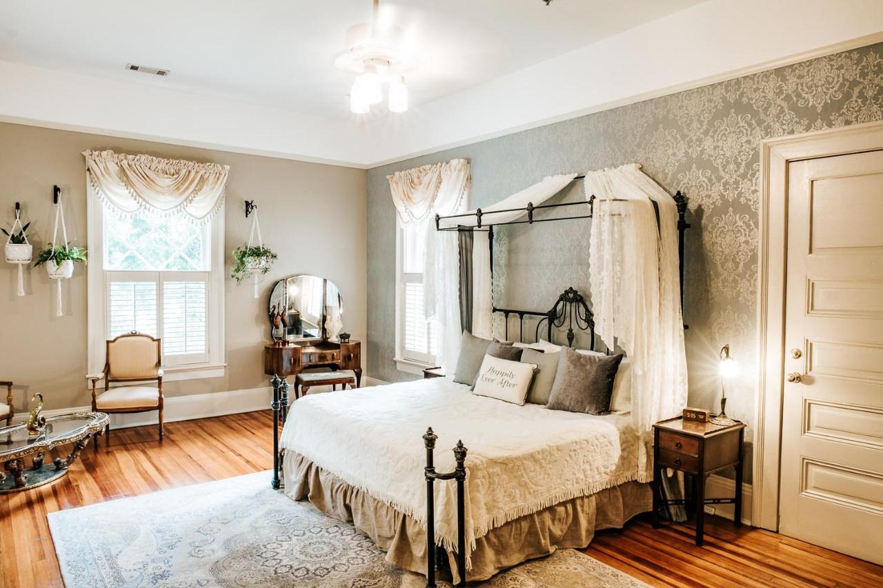 Heritage House Bed & Breakfast - Boutique Adults-Only Inn Opelika Bagian luar foto