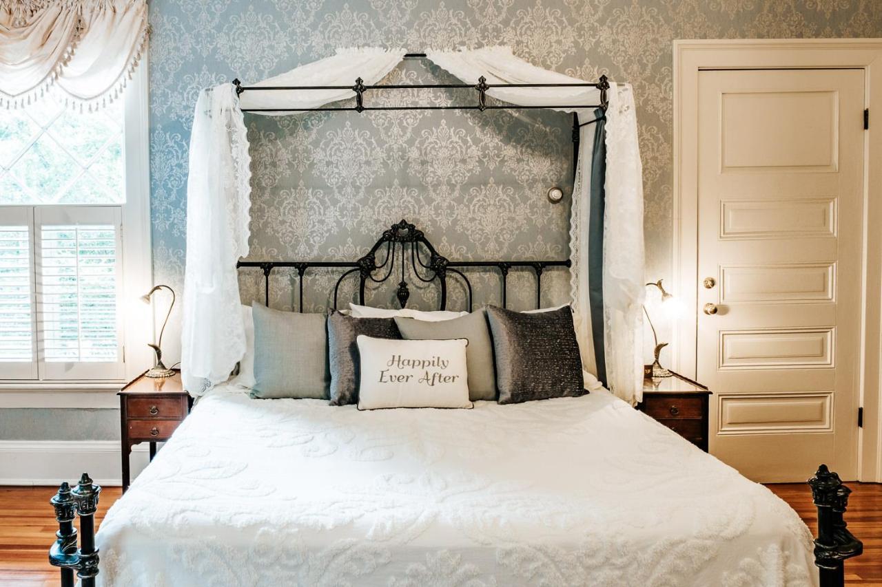 Heritage House Bed & Breakfast - Boutique Adults-Only Inn Opelika Bagian luar foto